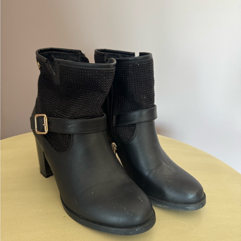 XTI booties, sparkle for days!